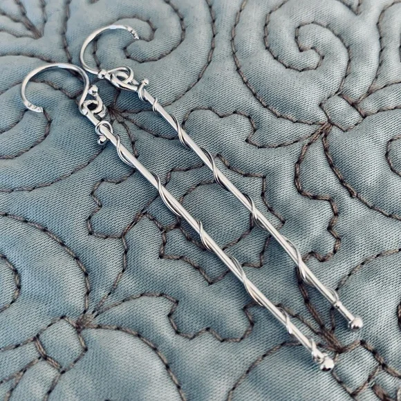 DONATED!  Sterling Silver Bar Earrings - Picture 16 of 16